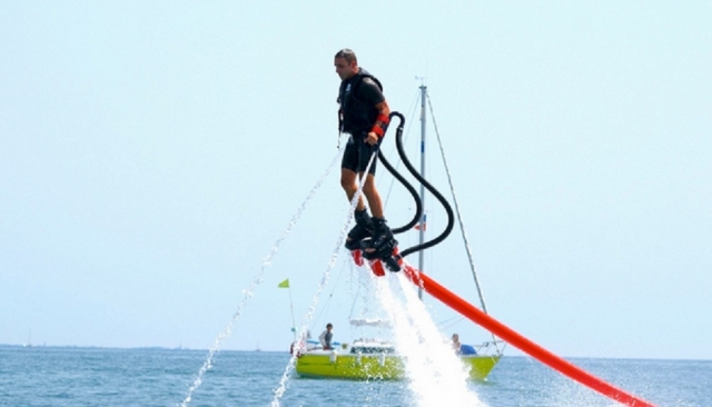 Vive la experiencia de volar
